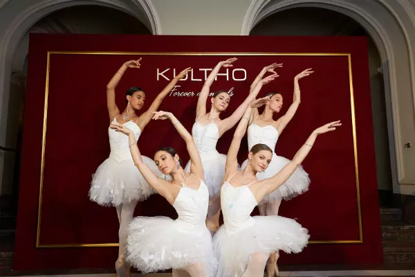 Spectacolul strălucitor al bijuteriilor și ceasurilor de lux oferit de Kultho, la Opera Națională Română