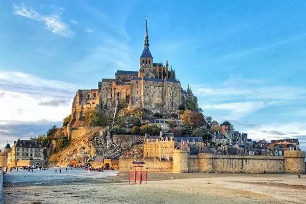 3. Muntele Saint-Michel – Tangled