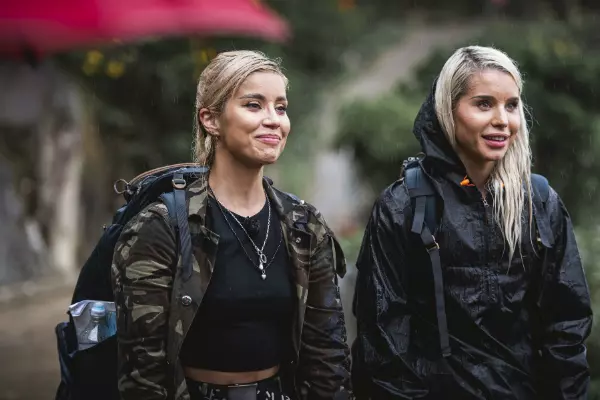 Alina Ceușan și Carmen Grebenișan