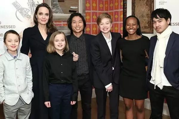Angelina Jolie și cei șase copii