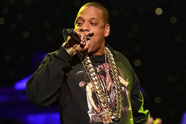 Jay-Z şi-a lansat videoclipul pe Facebook