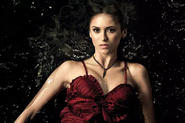 Nina Dobrev va quitter la série Vampire Diaries a la fin de cette saison