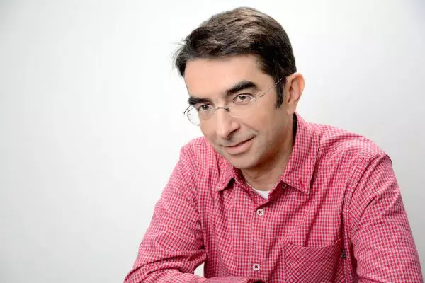 Mihai Găinușă revine cu „Știrile de mâine” la TVR 1