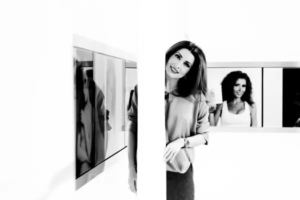 Carmen Bruma in studio