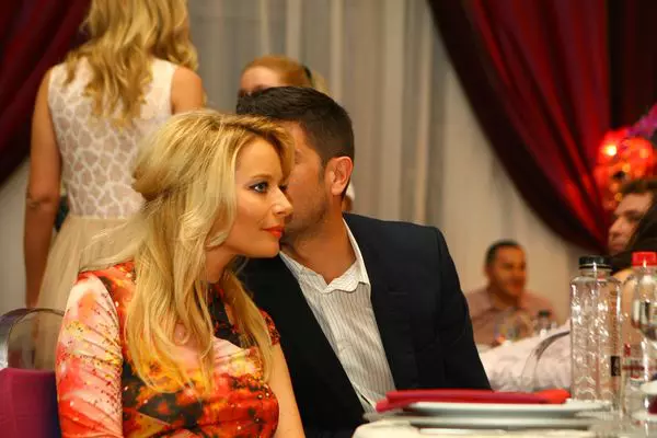 Laura Cosoi si Cosmin, iubitul ei