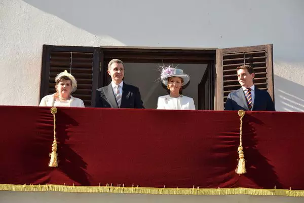 ASR Principesa Margareta si Principele Radu, alaturi de ASR principele Nicolae si sora sa, Elisabeta Karina