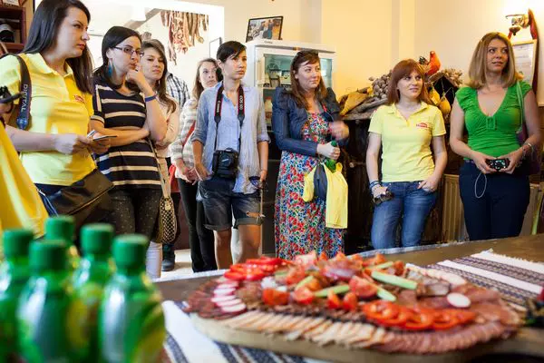 La Baciu, degustare de produse traditionale romanesti