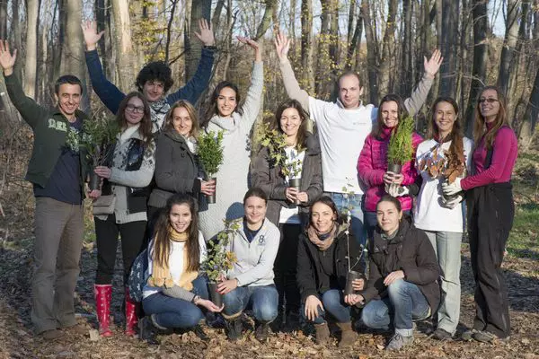 Să Plantăm pentru Planetă