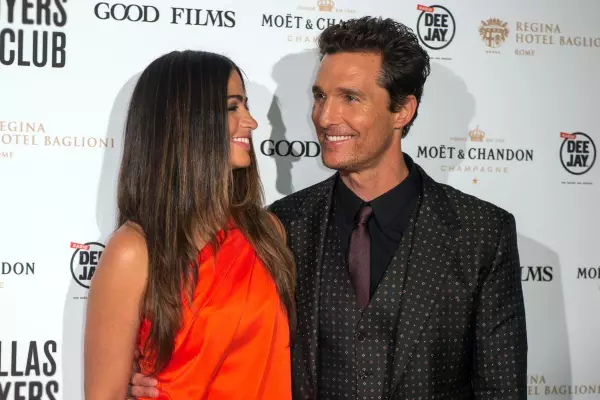 Matthew McConaughey si Camila Alves 