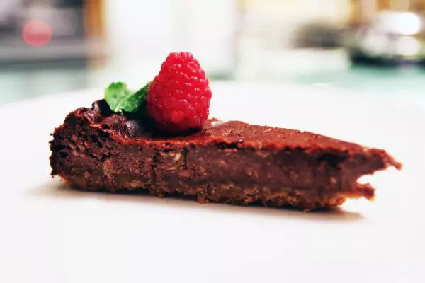 Tartă cu brânză, ciocolată şi ghimbir