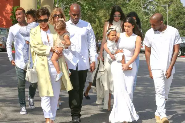 Kris Jenner si familia ei