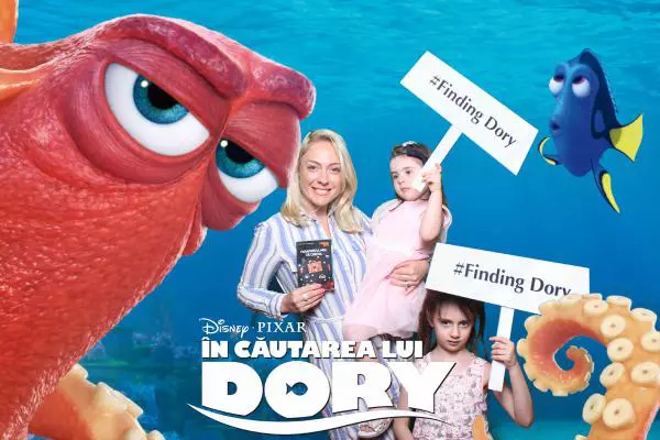 Giulia Nahmany & fetitele