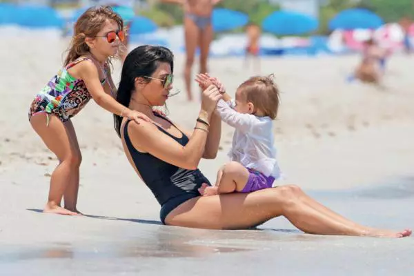 Kourtney Kardashian, Miami Beach