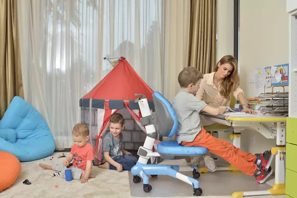 Letitia Pescariu si copiii ei