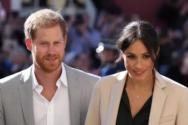 Meghan-Markle-si-Printul-Harry-bebelus