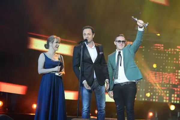 Anca Lupes, Catalin Maruta si What's Up (Cel mai bun debut)