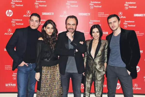 Toto Dumitrescu, Alice Peneacă, Bobby Păunescu, Maria Bata și Dragoș Săvulescu la premiera filmului „Palatul Pionierilor ‘92“