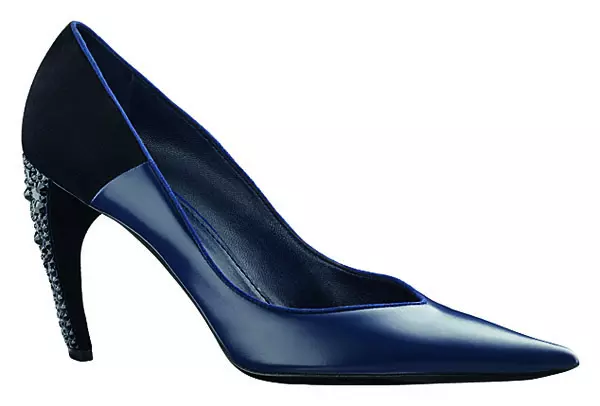 Pantofi Louis Vuitton, 3.950 lei