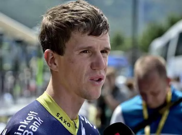 375712_391989860850713_1430082956_n