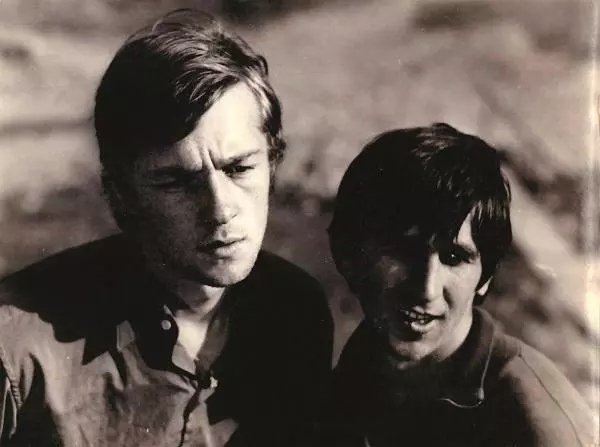 Cati-bani-castiga-George-Mihaita-la-72-de-ani.-Marele-actor-ia-o-avere-in-fiecare-an-4