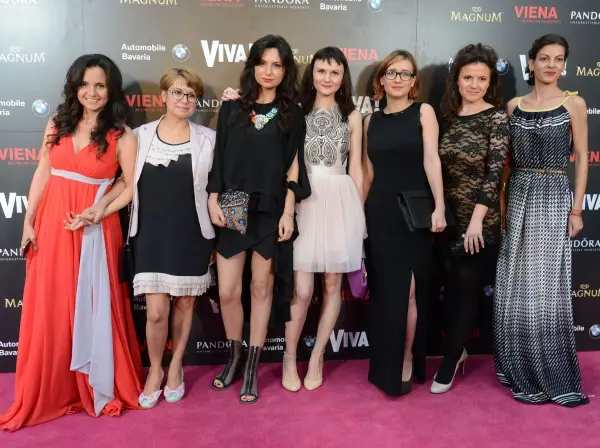 Ivona Nenu, Camelia Cavadia, Alina Sin, Oana Mihalache, Andreea Iulia Petreasa, Alina Nenu si Adela Marinescu