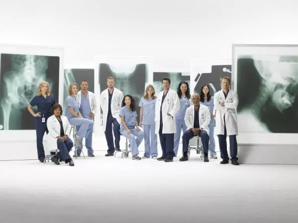 JESSICA CAPSHAW, CHANDRA WILSON, KATHERINE HEIGL, JUSTIN CHAMBERS, ERIC DANE, SANDRA OH, ELLEN POMPEO, PATRICK DEMPSEY, SARA RAMIREZ, JAMES PICKENS JR., CHYLER LEIGH, KEVIN MCKIDD