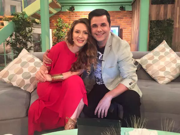 Adela Popescu si Cove