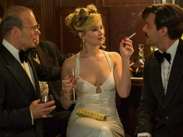 Jennifer Lawrence în „American Hustle" (2013)
