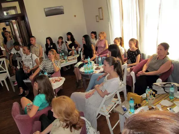 Dress Code Around The World