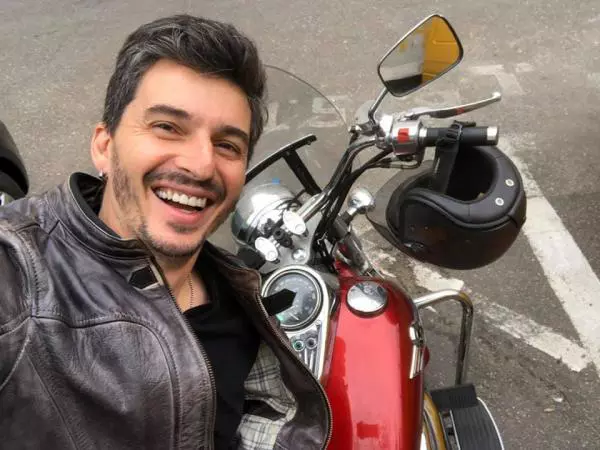 72347790_10156594274682031_3845367220351795200_n_06008100