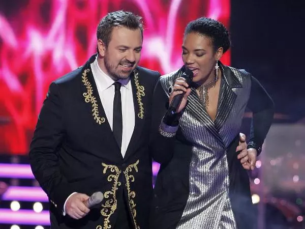 Julie vocea romaniei