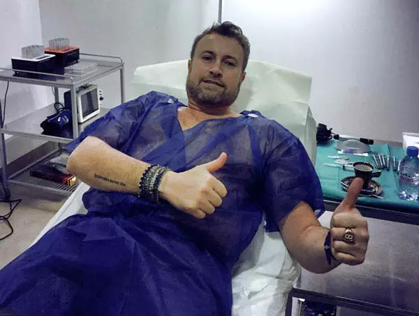 Cătălin Botezatu are o tumoră rară