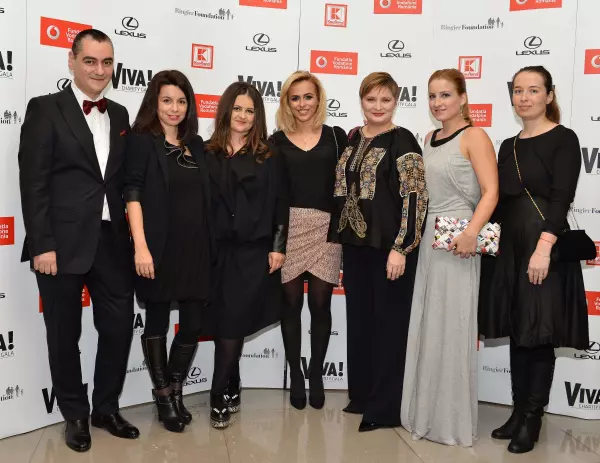 Echipa Viva!- Horia Ghibutiu, Claudia Cojocea, Luana Danet, Oana Popoiag, Cristina Stanciulescu, Daciana Rudan, Florentina Liutic