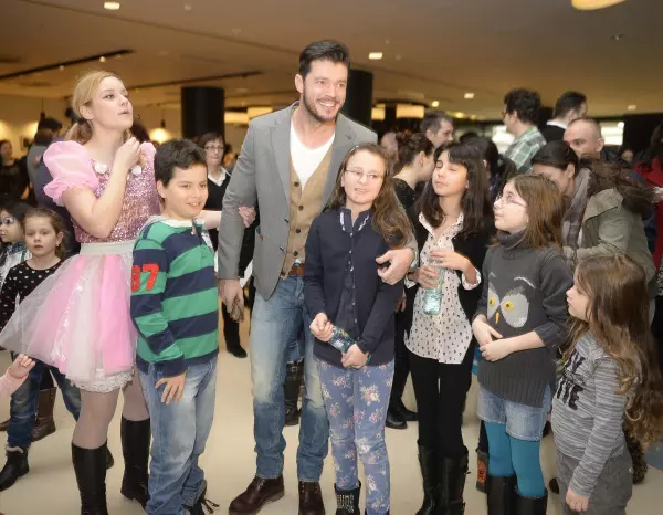 Victor Slav si copiii