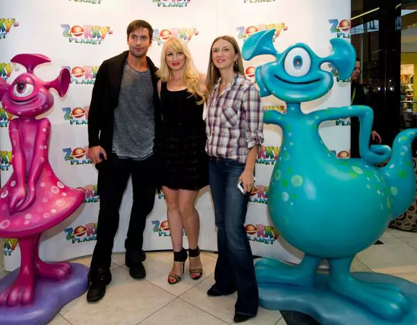 Radu Valcan, Lucia Prajisteanu, Adela Popescu 