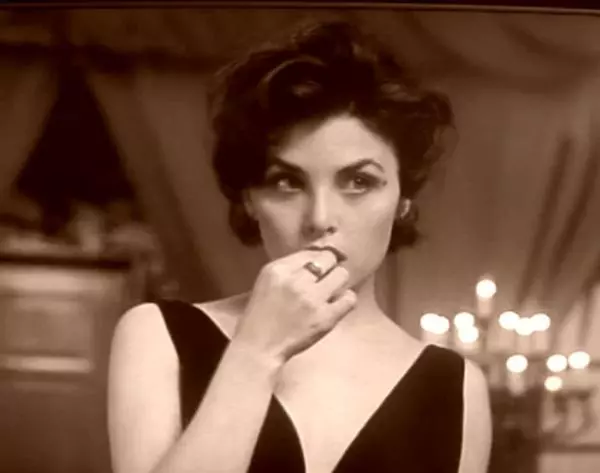 Sherilyn Fenn