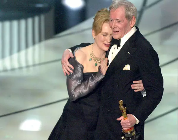 In 2003, Meryl Streep i-a inmanat Oscarul onorific