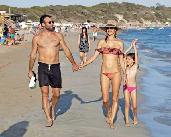 Alessandra Ambrosio, Ibiza