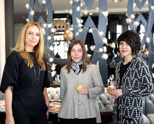 Minodora Tornean (Niran), Cristina Craciun si Karin Budrugeac (ELLE)