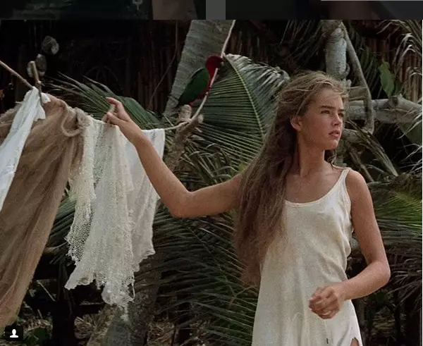 Brooke Shields, la 15 ani, în filmul "Laguna albastră"