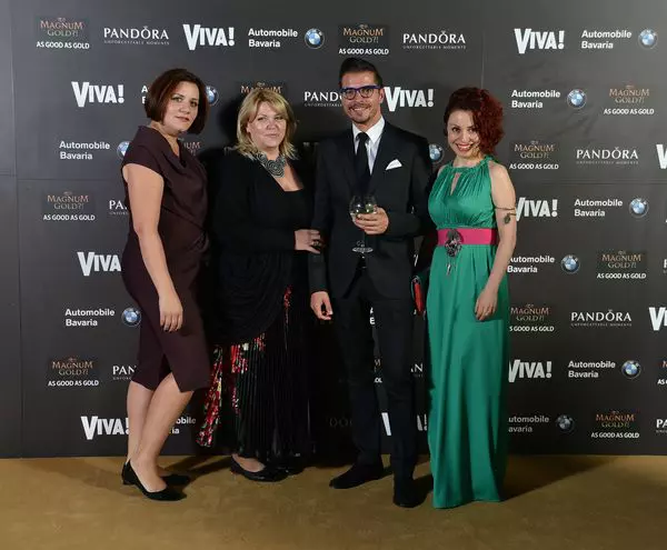 Laura Lipan (Ringier), Adriana Irimescu, Ovidiu Muresanu si Ileana Petrache