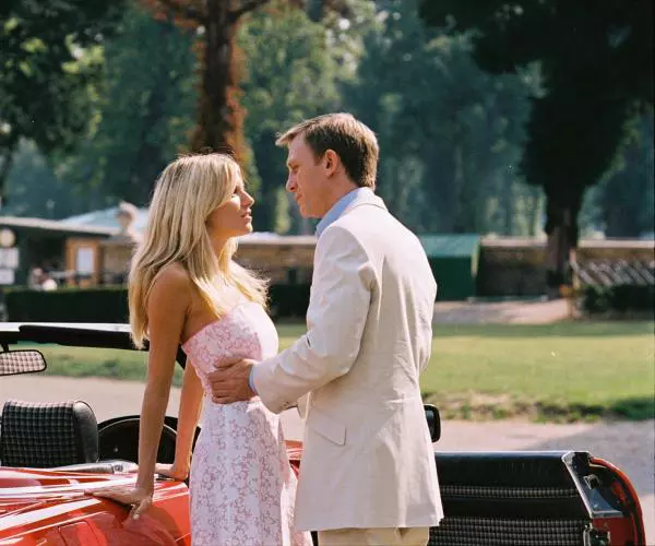 Sienna Miller si Daniel Craig