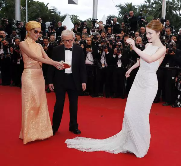 Parker Posey, Woody Allen, Emma Stone
