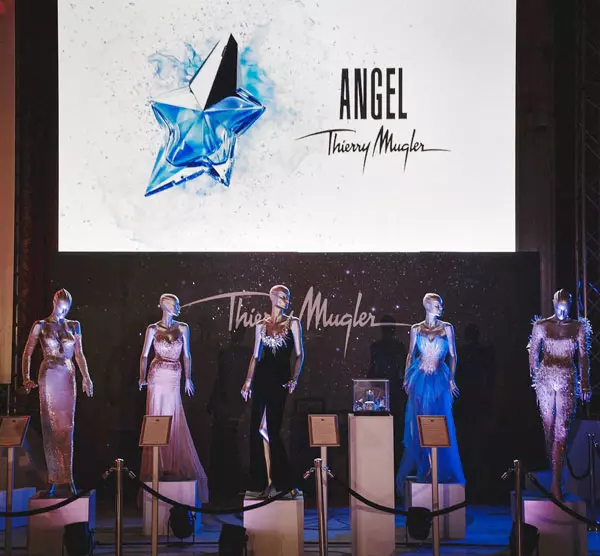 Corner-ul Thierry Mugler