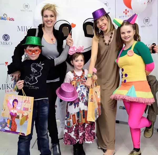 Bianca Brad, Luca, Roxana Iliescu si Vanessa