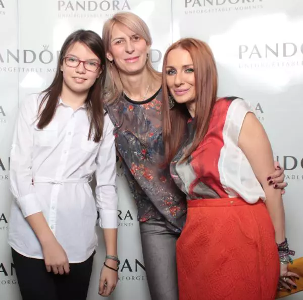 Monica Iagar, Ayana Cernat si Aleha Toncea