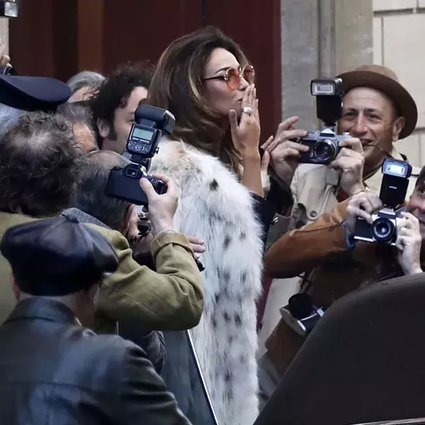 Mădălina Ghenea la filmările House of Gucci