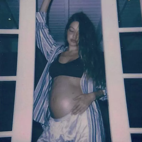 Fotografii cu Gigi Hadid din timpul sarcinii
