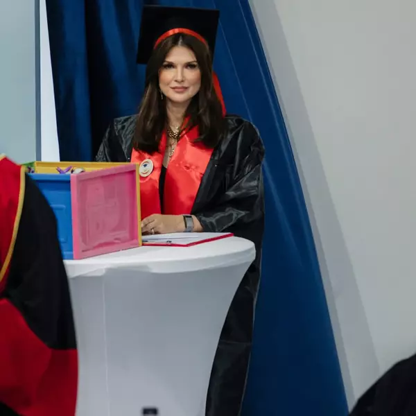 1. Monica Bîrlădeanu a absolvit Facultatea de Psihologie