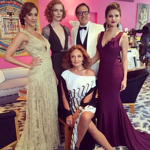 Diane von Furstenberg, Jessica Alba, Selena Gomez
